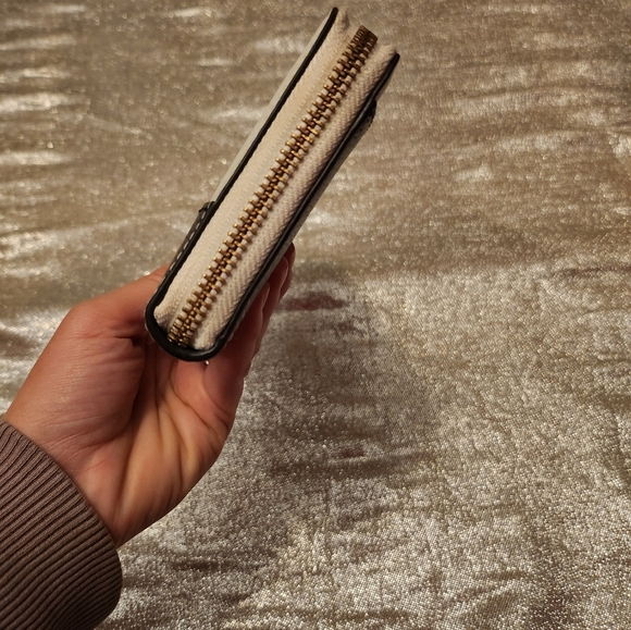 Kate Spade Black and Cream Women's Wallet - Picture 6 of 13